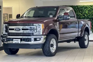 Ford F-350 Super Duty 2017 4x4 Lariat 4dr Crew Cab 6.8 ft. SB SRW Pickup