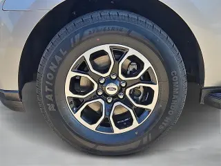 Ford Expedition 2024 4x4 XLT 4dr SUV