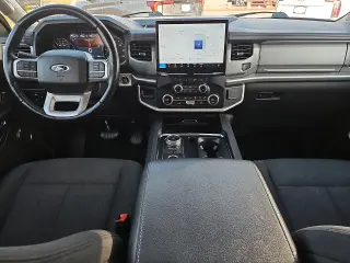 Ford Expedition 2024 4x4 XLT 4dr SUV