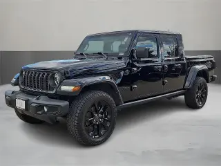 Jeep Gladiator 2024 4x4 NightHawk 4dr Crew Cab 5.0 ft. SB