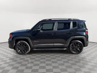 Jeep Renegade 2023 4x4 Altitude 4dr SUV