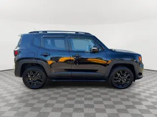 Jeep Renegade 2023 4x4 Altitude 4dr SUV