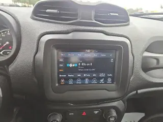 Jeep Renegade 2020 4x4 Latitude 4dr SUV