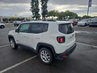 Jeep Renegade 2020 4x4 Latitude 4dr SUV