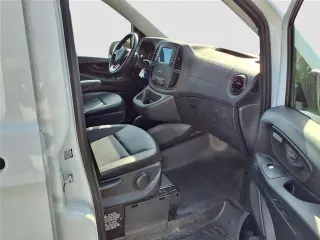 Mercedes-Benz Metris 2023 Cargo 3dr 135 WB Mini-Van