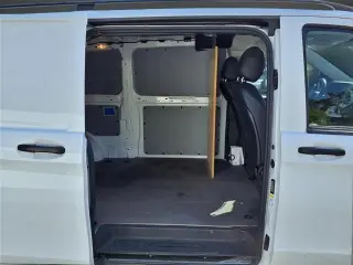 Mercedes-Benz Metris 2023 Cargo 3dr 135 WB Mini-Van