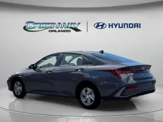 Hyundai ELANTRA 2026 SE 4dr Sedán