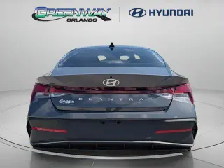 Hyundai ELANTRA 2026 SE 4dr Sedán