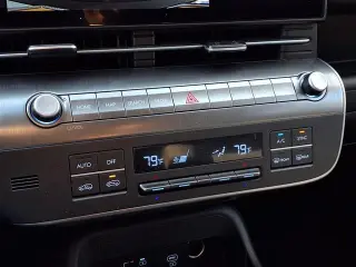 Hyundai KONA 2025 AWD SEL 4dr Crossover