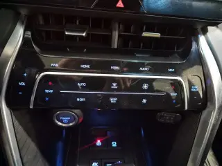 Toyota Venza 2021 AWD Limited 4dr Crossover