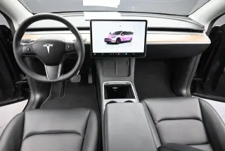 Tesla Model Y 2024 Long Range 4dr Crossover