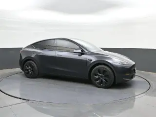 Tesla Model Y 2024 Long Range 4dr Crossover