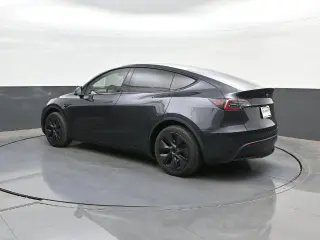 Tesla Model Y 2024 Long Range 4dr Crossover