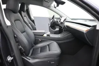 Tesla Model Y 2024 Long Range 4dr Crossover