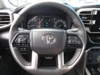 Toyota Tundra 2024 4x4 SR5 4dr CrewMax Cab Pickup SB