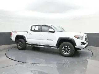 Toyota Tacoma 2016 4x4 SR V6 4dr Double Cab 5.0 ft SB