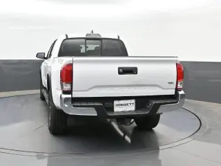 Toyota Tacoma 2016 4x4 SR V6 4dr Double Cab 5.0 ft SB