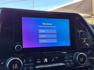 Toyota Highlander 2024 AWD LE 4dr SUV