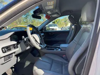 Lincoln Aviator 2020 con tracción en las cuatro ruedas y Reserve, SUV de 4 puertas