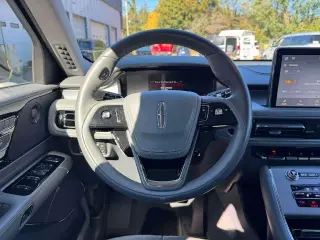 Lincoln Aviator 2020 con tracción en las cuatro ruedas y Reserve, SUV de 4 puertas