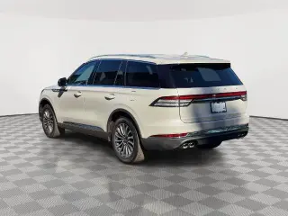 Lincoln Aviator 2020 con tracción en las cuatro ruedas y Reserve, SUV de 4 puertas