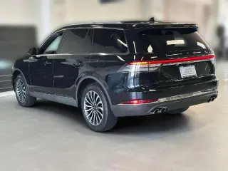 Lincoln Aviator 2023 AWD Reserve 4dr SUV