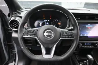 Nissan Kicks 2022 SR 4dr Crossover