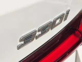BMW Serie 3 2025 330i 4dr Sedán