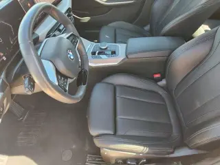 BMW Serie 3 2025 330i 4dr Sedán