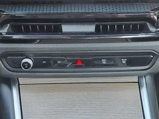 BMW Serie 3 2025 330i 4dr Sedán