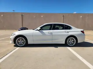 BMW Serie 3 2025 330i 4dr Sedán