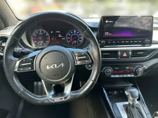 Kia Forte 2022 GT-Line Sedán 4 puertas