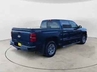 Chevrolet Silverado 1500 2015 4x4 LTZ 4dr Crew Cab 5.8 ft. SB