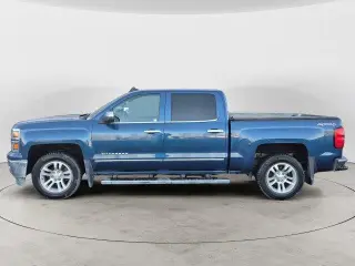 Chevrolet Silverado 1500 2015 4x4 LTZ 4dr Crew Cab 5.8 ft. SB