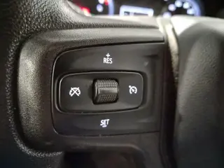 Chevrolet Silverado 1500 2019 4x4 Custom 4dr Crew Cab 5.8 ft. SB