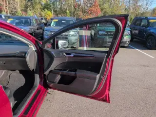 Ford Fusion 2015 SE 4dr Sedan