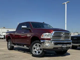 Ram 2500 2017 4x4 Laramie 4dr Crew Cab 6.3 ft. SB Pickup