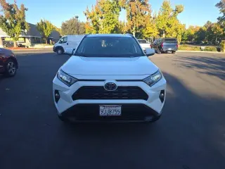 Toyota RAV4 2020 AWD XLE 4dr SUV