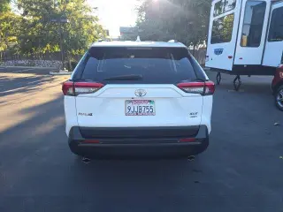 Toyota RAV4 2020 AWD XLE 4dr SUV