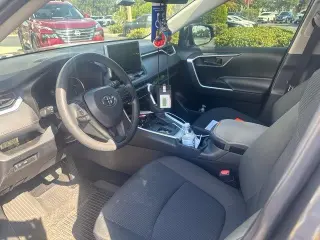 Toyota RAV4 2024 LE 4dr SUV