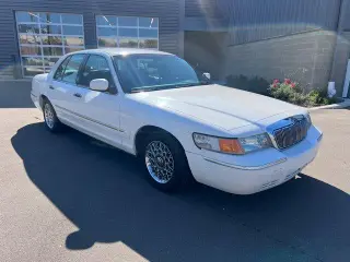 Mercury Grand Marquis 2000 GS 4dr Sedán