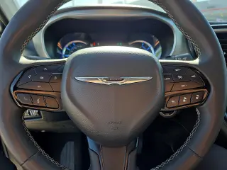Chrysler Pacifica Híbrido Enchufable 2024 S Aparencia 4puertas Minivan