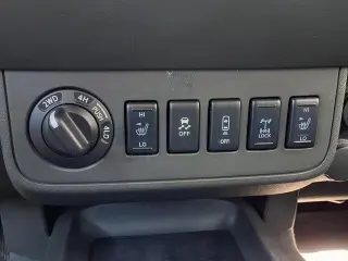Nissan Frontier 2019 4x4 PRO-4X 4dr Crew Cab 5 ft. SB 6M