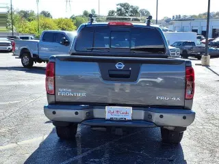 Nissan Frontier 2019 4x4 PRO-4X 4dr Crew Cab 5 ft. SB 6M