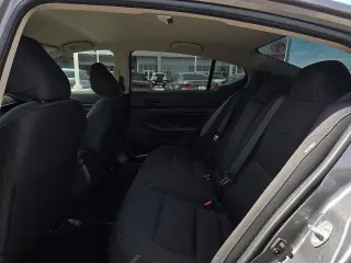 Nissan Altima 2025 2.5 SV 4dr Sedán
