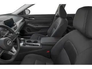 Nissan Altima 2025 2.5 SV 4dr Sedán
