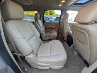 Cadillac Escalade ESV 2011 AWD Luxury 4dr SUV