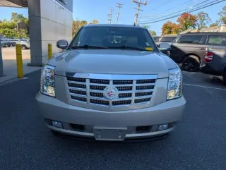 Cadillac Escalade ESV 2011 AWD Luxury 4dr SUV