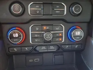 Chevrolet Tahoe 2021 4x2 LT 4dr SUV
