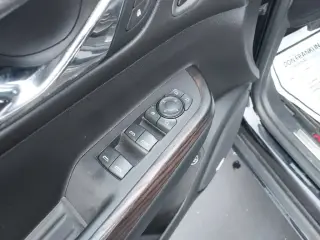 GMC Acadia 2020 4x4 Denali SUV de 4 puertas